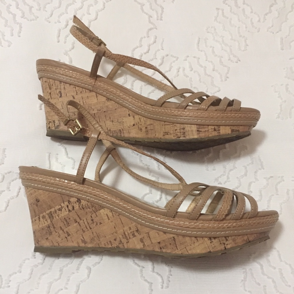 Wedge Platform Sandals - Picture 2 of 4